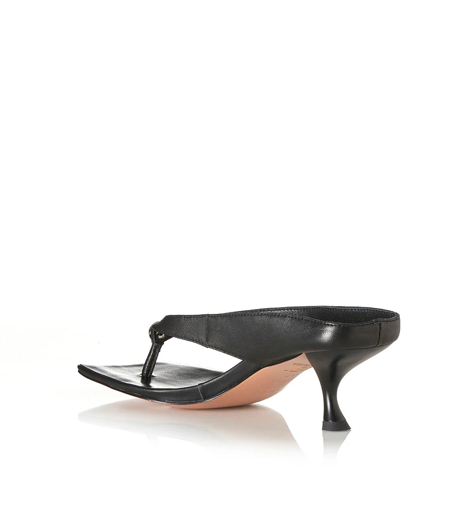 Aria - Black Oily Leather