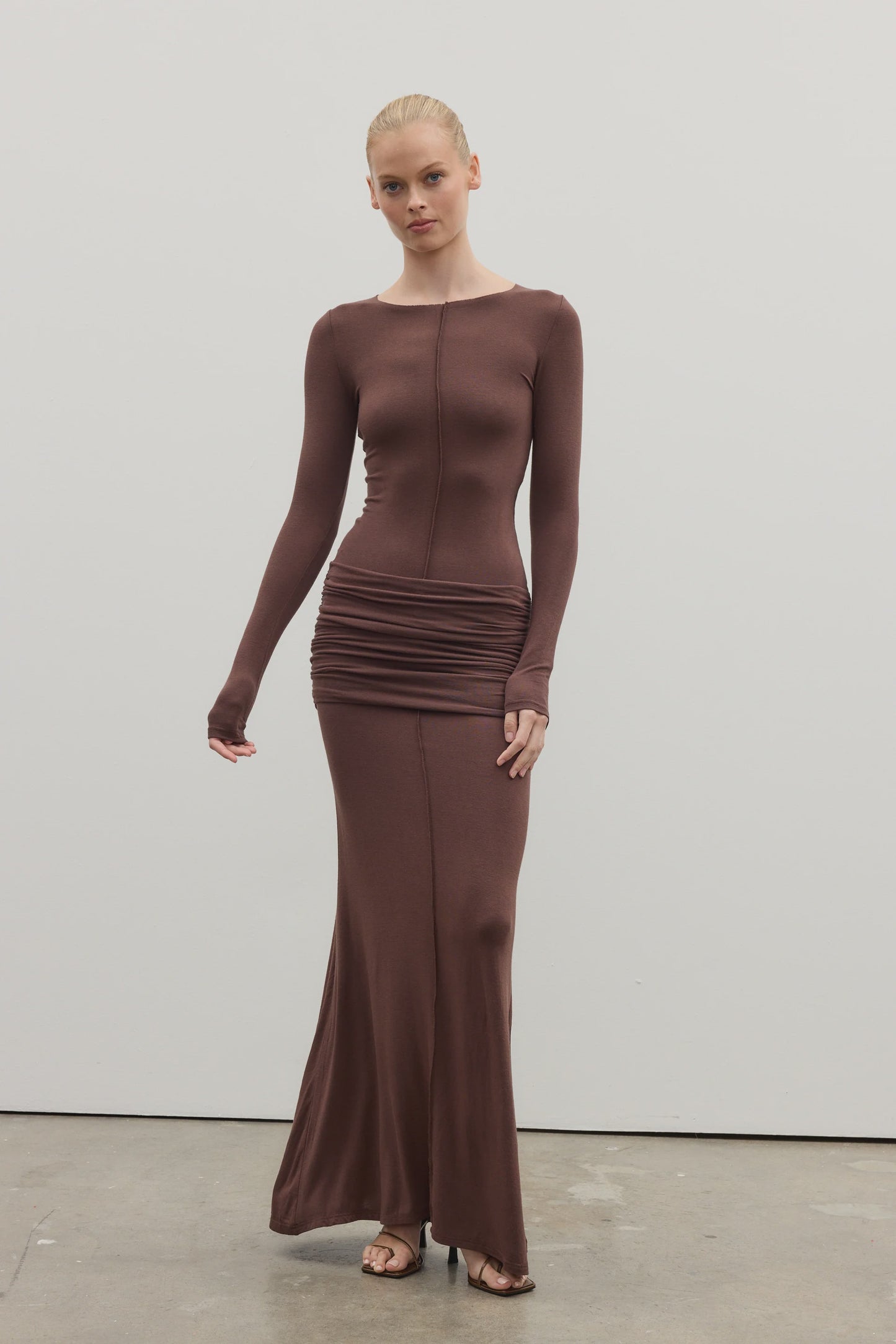 ANISA MAXI DRESS - CHOCOLATE