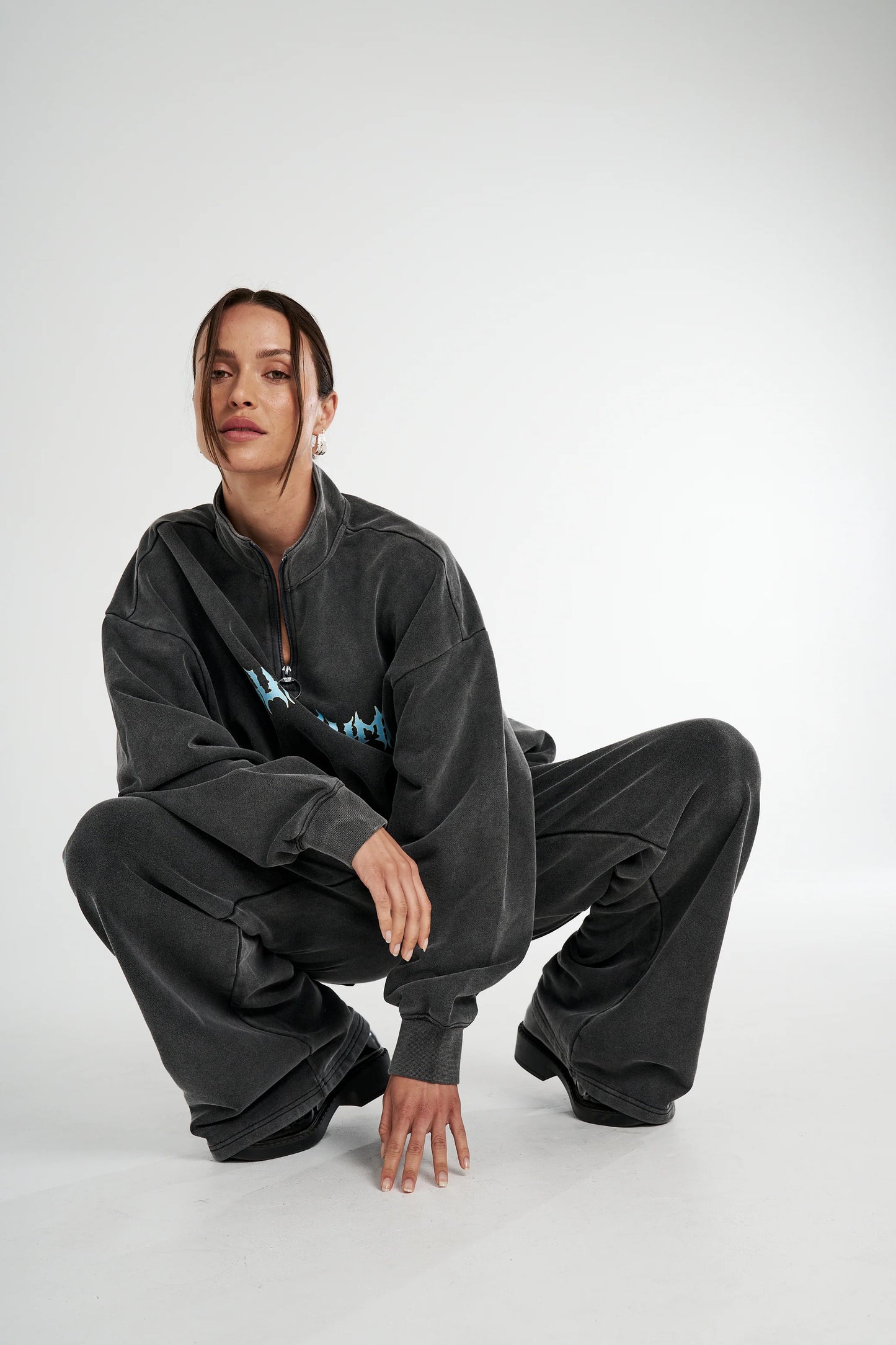 TRACK PANTS - INSANE SUMMI