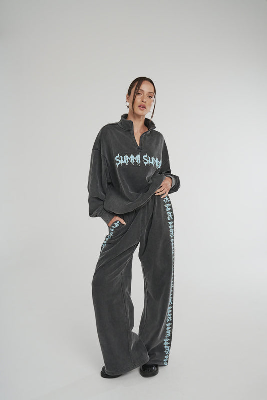 ZIP NECK JUMPER - INSANE SUMMI